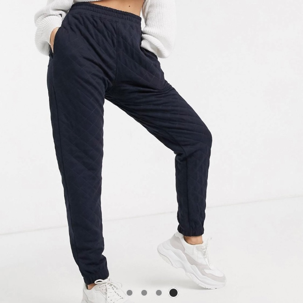 Missguided quilted sweatpants in navy